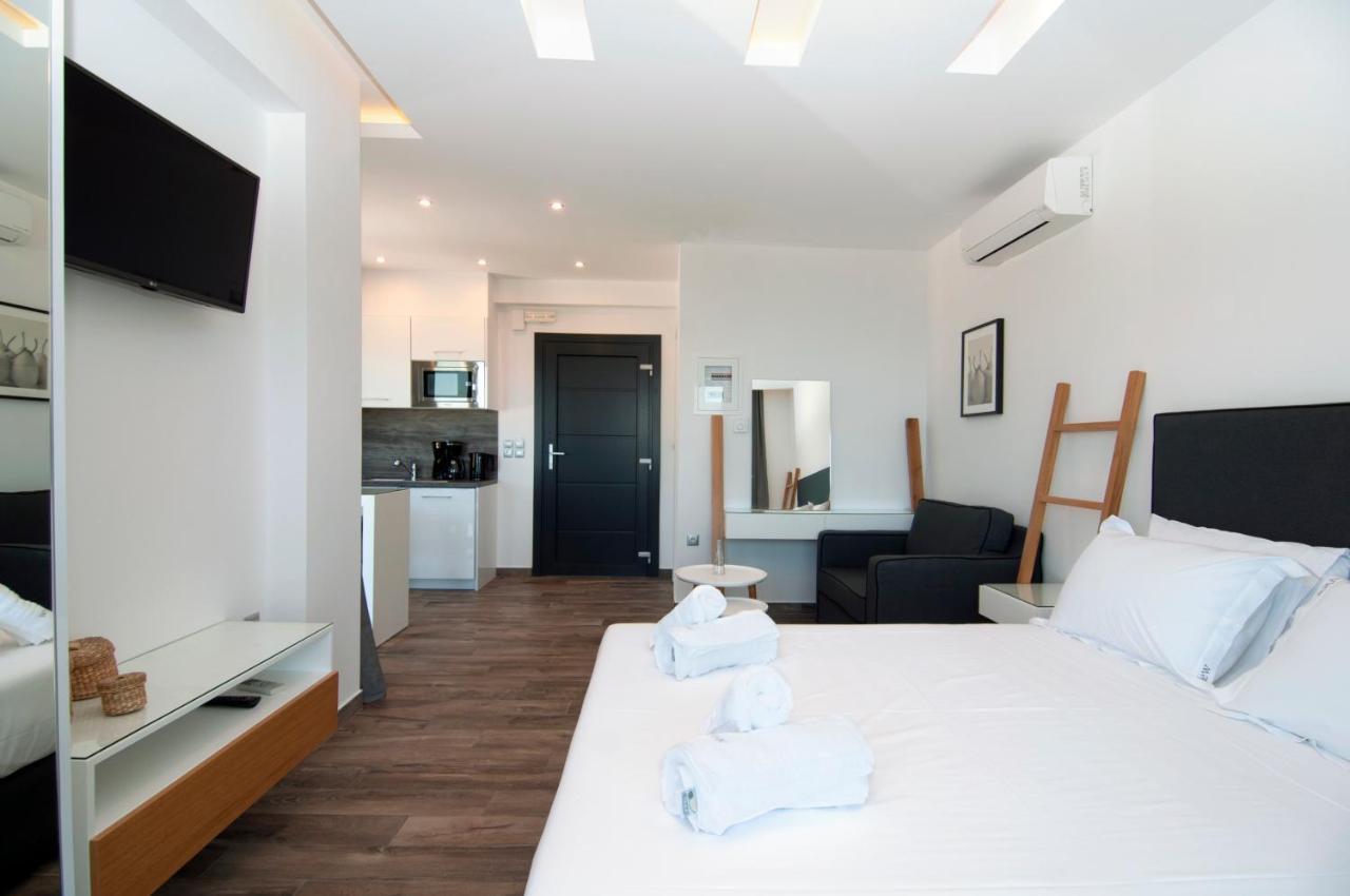 The View Hotel Sofas Coastal Retreat 페르디카 외부 사진