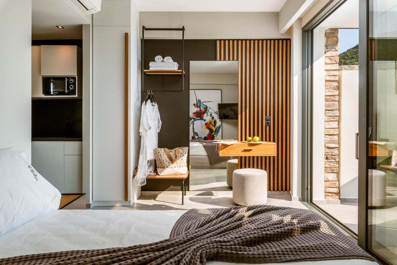 The View Hotel Sofas Coastal Retreat 페르디카 외부 사진