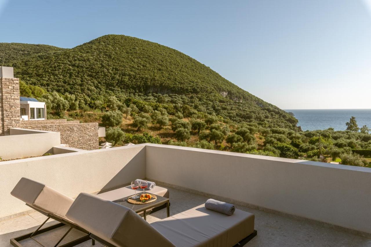 The View Hotel Sofas Coastal Retreat 페르디카 외부 사진