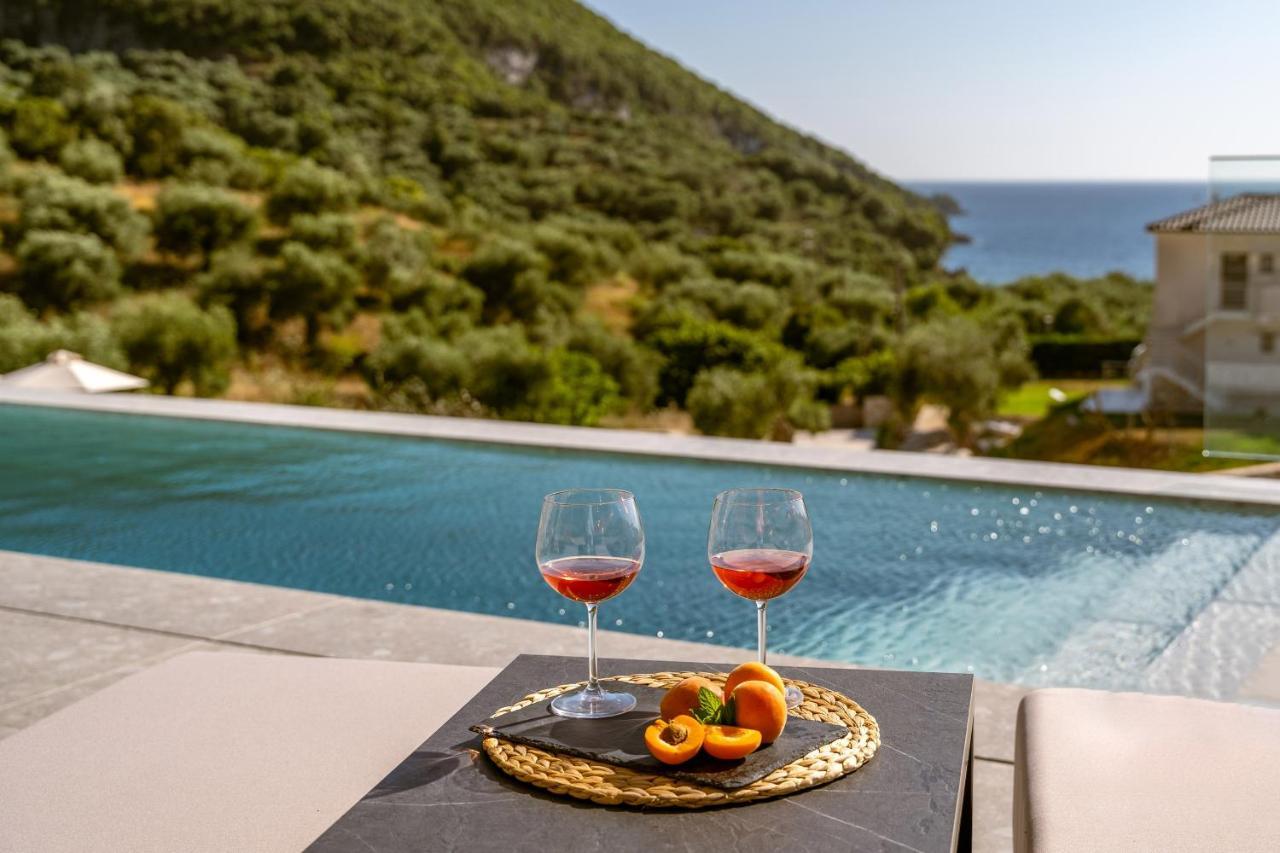 The View Hotel Sofas Coastal Retreat 페르디카 외부 사진